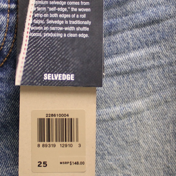 Host Pick!! NWT Levi Selvedge Wedgie Jeans - Picture 2 of 5